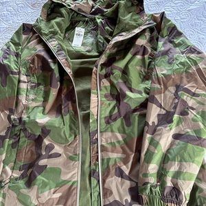 Brand new lightweight Camo jacket.